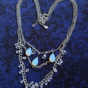 Gorgeous sky blue crystal droplets necklace